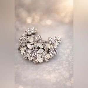 Vintage Crown Trifari Rhinestone Leaf Brooch | Silver Tone | 2.25”